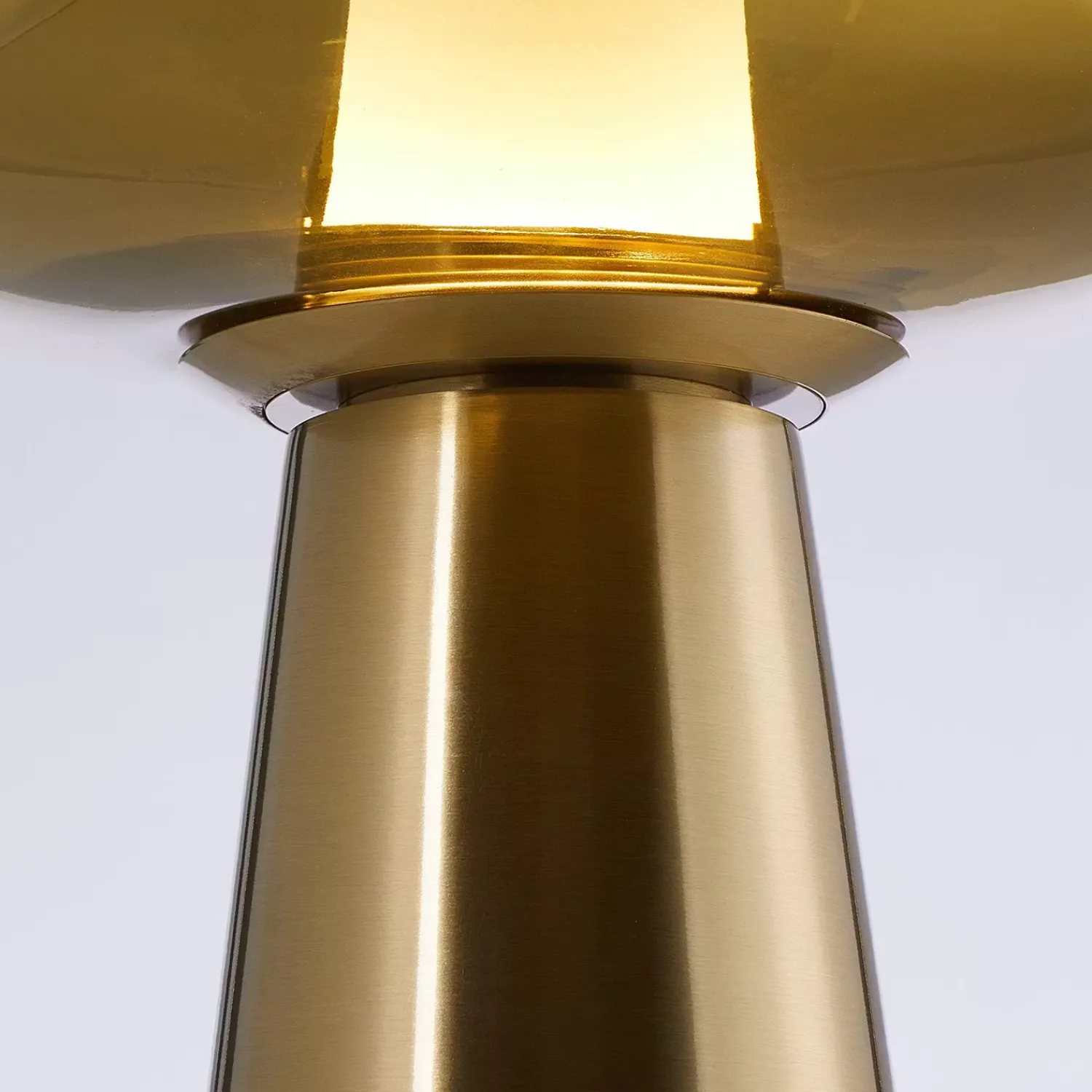Butlers Tischlampen-ART DECO Tischleuchte