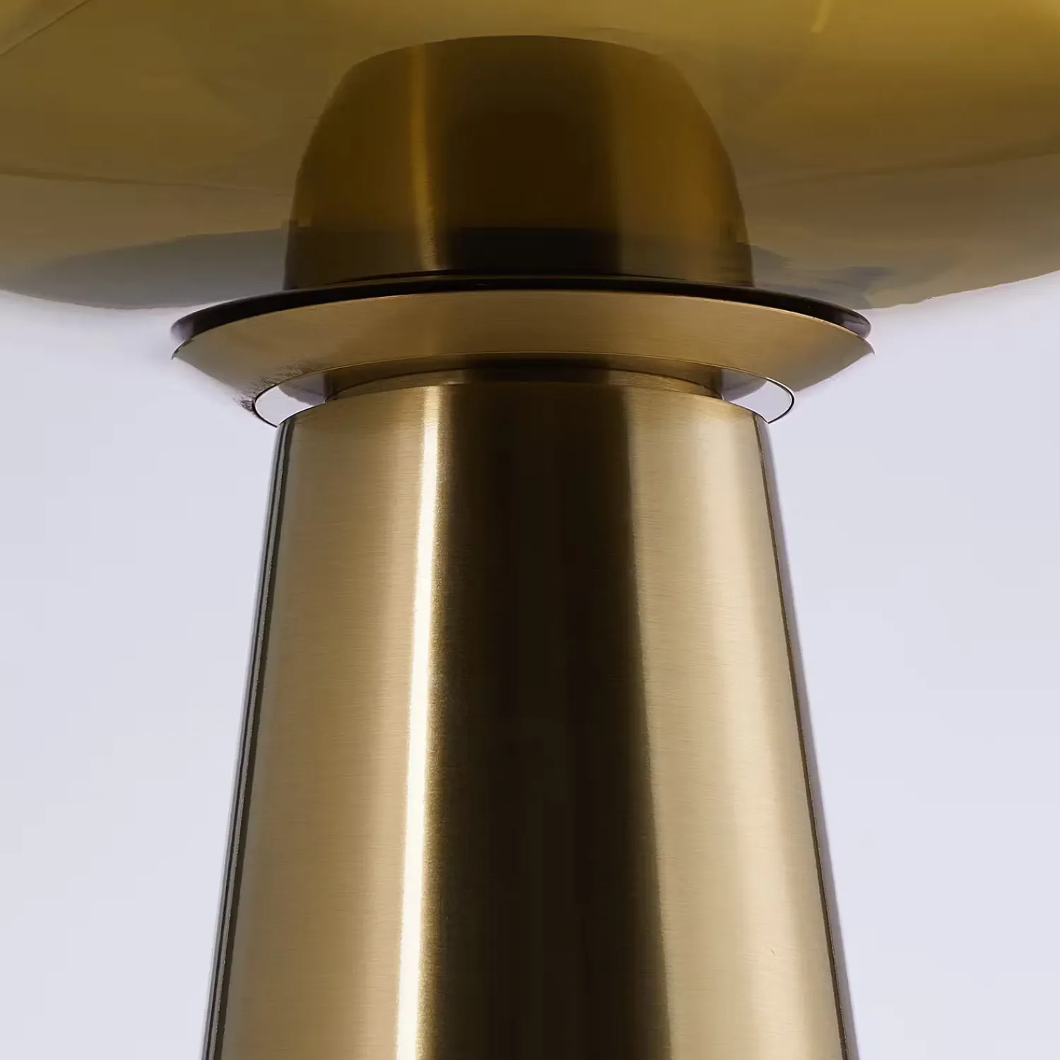 Butlers Tischlampen-ART DECO Tischleuchte